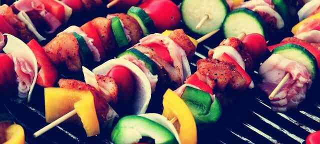 Yöresel Gaziantep Yemekleri Listesi 5 shish-kebab-417994_640_edit_962626478714035_optimized